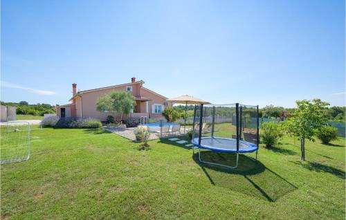 Bibici Casa | Three-Bedroom Holiday Home In Bibici