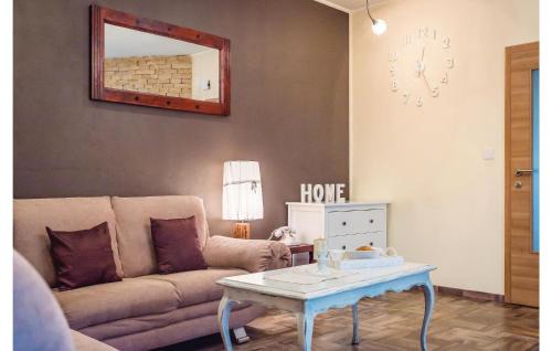 Sibenik Casa | Three-Bedroom Holiday Home In Dubrava