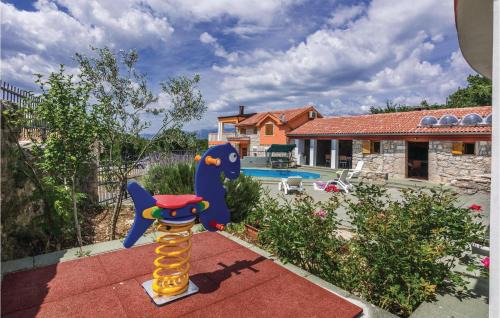 Krusevo Casa | Three-Bedroom Holiday Home In Krusevo