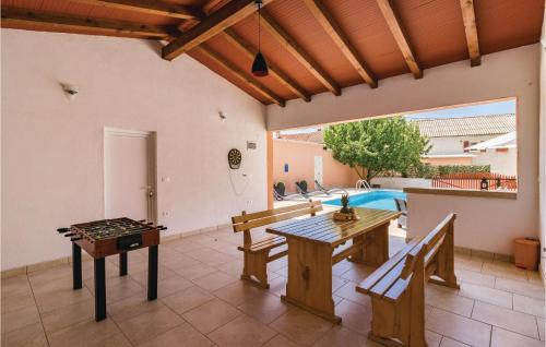 Zabrezani Casa | Three-Bedroom Holiday Home In Pazin