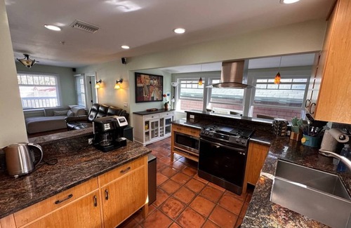 Avalon Casa | Catalina Three bedroom relaxation home on the hill with Hot Tub, Fire Table, BBQ and Golf Cart