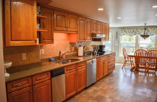 West Dennis Casa | Three bedroom home with direct access to Kelley's Pond!