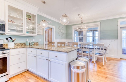 Olivia Beach Casa | Three bedroom house in United States of America, Lincoln City