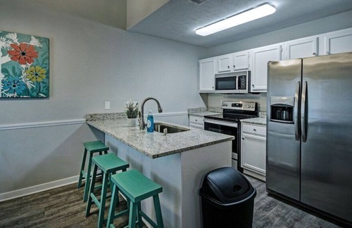 Ridgeland Casa | Three Bedroom House Getaway by the Reservoir