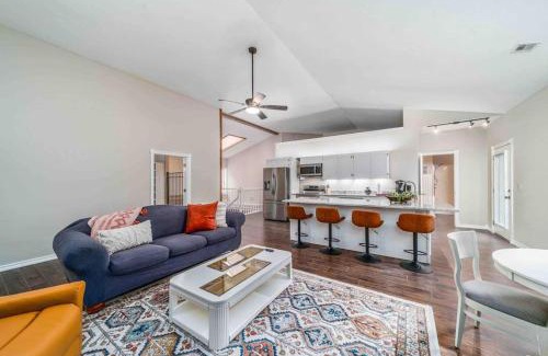 Fayetteville Casa | Three Bedroom House at Hamestring Creek