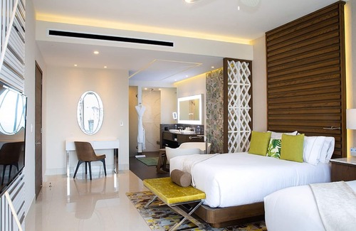 Playa Mujeres Complejo | THREE BEDROOM PENTHOUSE LOFT WITH ROOFTOP JACUZZI, 5-DIAMOND RESORT