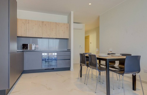 St. Andrew's Apartamento | Three Bedroom Suite 7