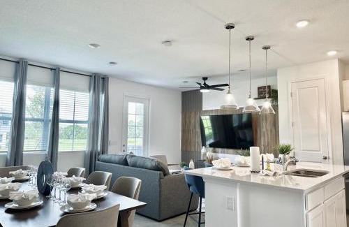 West Haven Casa | Three bedroom Townhome near Disney 324