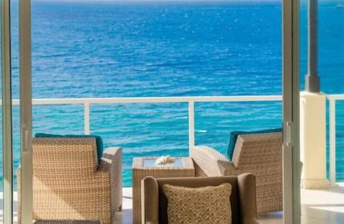 Bouvet Island Casa | Three-Bedroom Villa