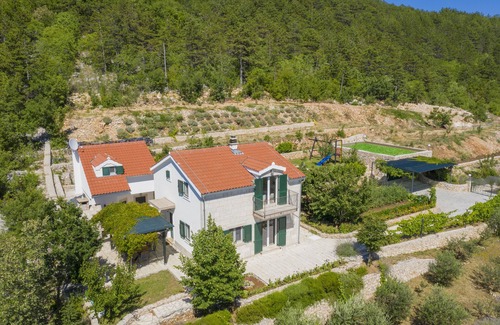Cista Provo Villa | Three-bedroom villa with private pool