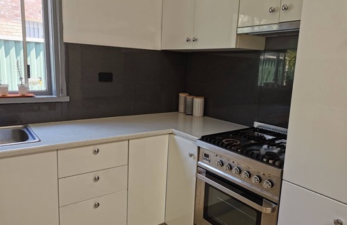 Yagoona Casa | Three bedrooms house for families centrally located in Sydney