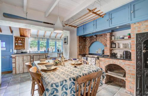 Mousehole Casa | Three Blind Mice