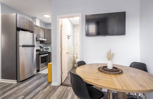 Lodi Apartamento | Lodi 3 Beds- Laundry In-Unit, Parking