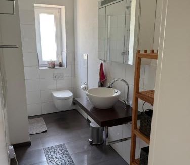 Neckarsteinach Apartamento | Three-castle-view in a new appartment