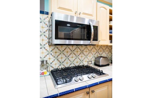 South Valley Casa | Three House Gated Compound for Up to 26 Persons!