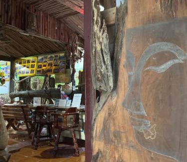 Kamphaeng Phet Casa | Three J Guesthouse