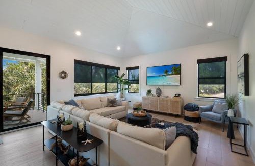 Holmes Beach Casa | Three Little Birds Cottage