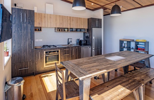 National Park Village Casa | THREE MOUNTAIN VIEWS - NATIONAL PARK HOLIDAY HOME in National Park