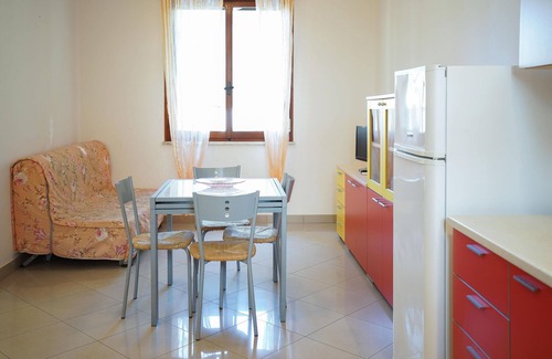Lido degli Estensi Apartamento | THREE-ROOM APARTMENT FOR RENT IN CENTRAL AREA - IN LIDO ESTENSI - NEAR THE SEA WITH ELEVATOR
