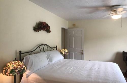 Lovingston Casa | Three Springs Plus