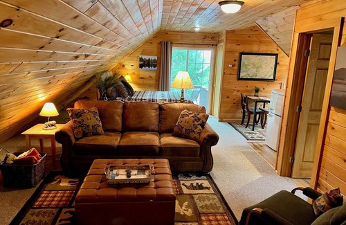 Tupper Lake Apartamento | Three Spruce Suite~nCozy Studio on the Shores of Lake Simond, Tupper Lake