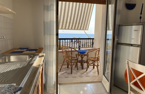 Casuzze Apartamento | Three steps to the sea