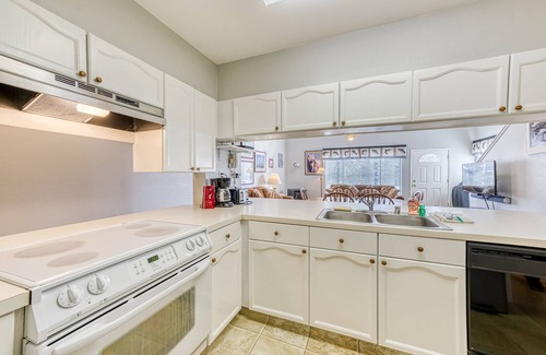 Lakeshore Condominio | ¡NUEVO LISTADO! Condominio de Huntington Lake con piscina compartida y excelentes vistas, atracciones cercanas