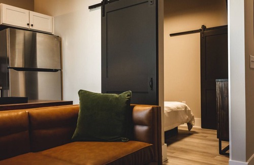 Jonesville Apartamento | Three Trails Unit 12 | WineCountry/Downtown