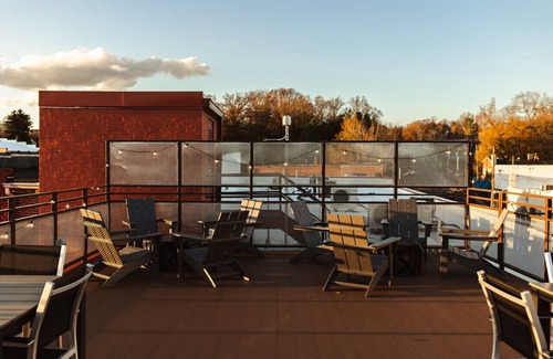 Jonesville Apartamento | Three Trails Unit 5 | Townhouse/WineCountry