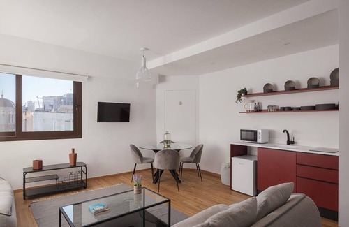 Athens City Centre Villa | Thrilling Athens Apartment | 4 Bedrooms | Apartment Fal | Unique Penthouse | Furnished Terrace with Breathtaking Views of the Acropolis | Syntagma