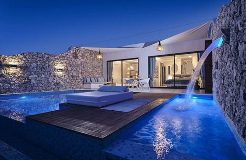 Varvara Villa | Thrilling Zakynthos Villa | Villa Rufus | 1 Bedroom | Breathtaking Sea Views | Spacious Furnished Sun Terrace | Private Outdoor Pool | Shaded Outdoor Dining Area | Agios Nikolaos