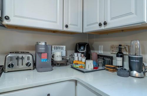 Lithia Springs Casa | ThrillStay Team Sports Vacation Home