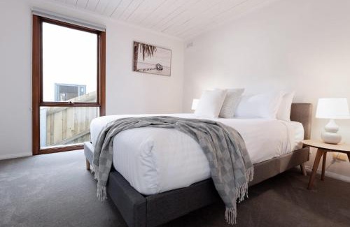 West Launceston Casa | Thrower Cottage: Gateway to the Cataract Gorge