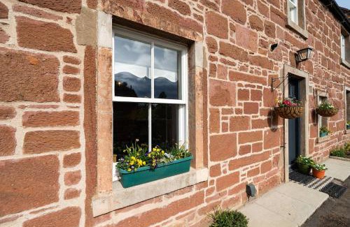 Kirriemuir Casa | Thrums Cottage