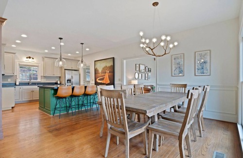 Big Canoe Casa | Thrush Turn Manor in Big Canoe with a hot tub!
