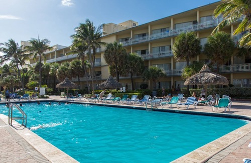 Sunny Isles Beach Hotel | Thunderbird Hotel
