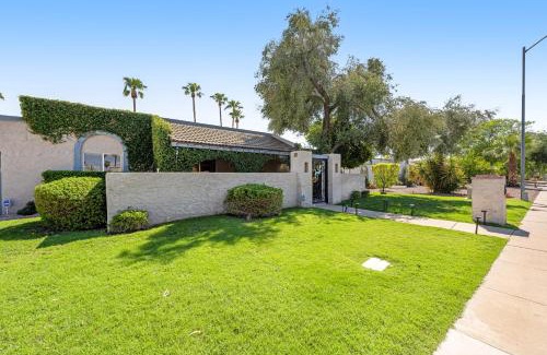 Raskin Estates Casa | Thunderbird Retreat