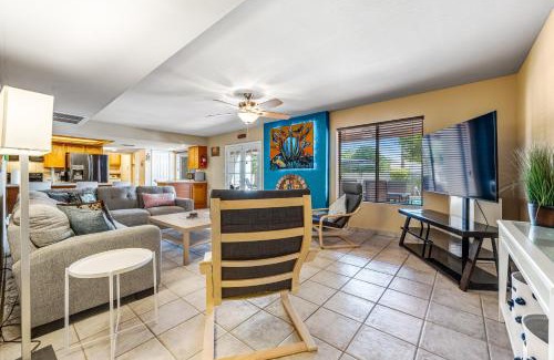 Raskin Estates Casa | Thunderbird Retreat