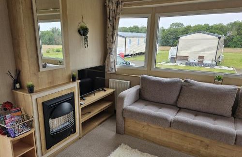 Dunbar Casa | Thurston Manor Caravan Park, Pony Meadow