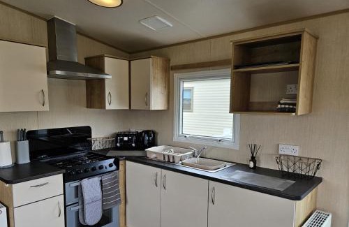 Dunbar Casa | Thurston Manor Caravan Park, Pony Meadow