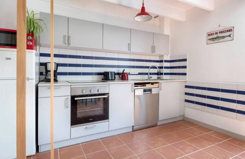 Piriac-sur-Mer Cabaña | Ti Héol: charming fisherman's cottage near the beach