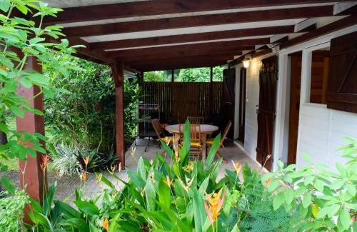 Riviere-Sens Apartamento | Ti kaz houelmont studio vue jardin, proche plage de Rivière-Sens