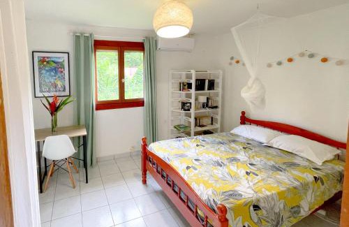 Riviere-Sens Apartamento | Ti kaz houelmont studio vue jardin, proche plage de Rivière-Sens