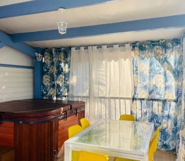 Saint-Louis Casa | Ti Kaz Piment