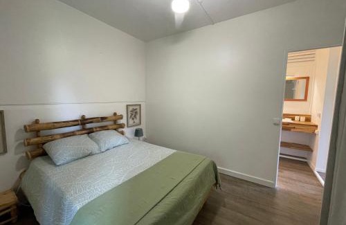 Sainte-Anne Apartamento | Ti Lodge Nature - milieu de villa - piscine partagée