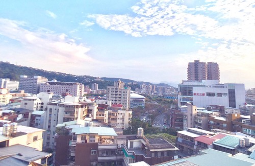 Shilin Apartamento | Tianmu newly renovated 3BR, 3Bathrooms with hug balcony