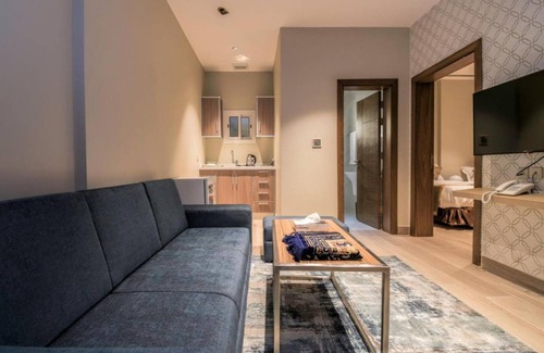 Qurish Street Apartamento | Tiara Quraish