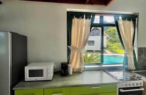 Teahupoo Casa | Tiare - Faaroa Bay Villa