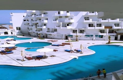 Hurghada Apartamento | Estudio Tiba / piscina / cocina / lavadora