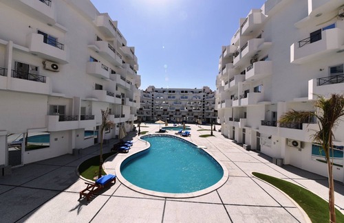 Hurghada Apartamento | Tiba View S83 - Estudio completamente nuevo con vista a la piscina cerca de El Gouna y kite spot